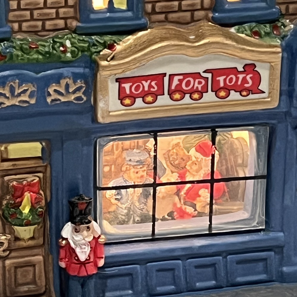 Holiday Time Toys For Tots Christmas Village Piece Lights Up 2017 - Picture 2 of 10
